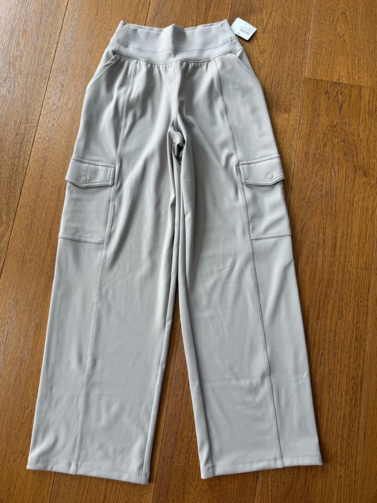 Athleta Pants - Athleta Venice Cargo Wide Leg Cargo Pants in Light Tan